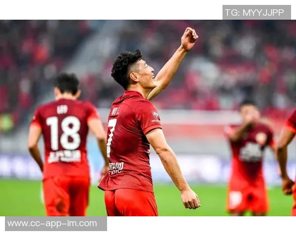 海港队抵达泰国备战亚冠李帅刘若钒加布里埃尔因伤缺阵